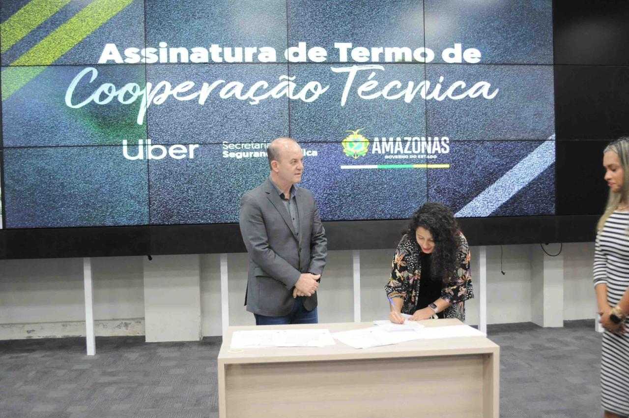 You are currently viewing SSP-AM e Uber assinam termo de cooperação técnica que permite acelerar respostas às emergências