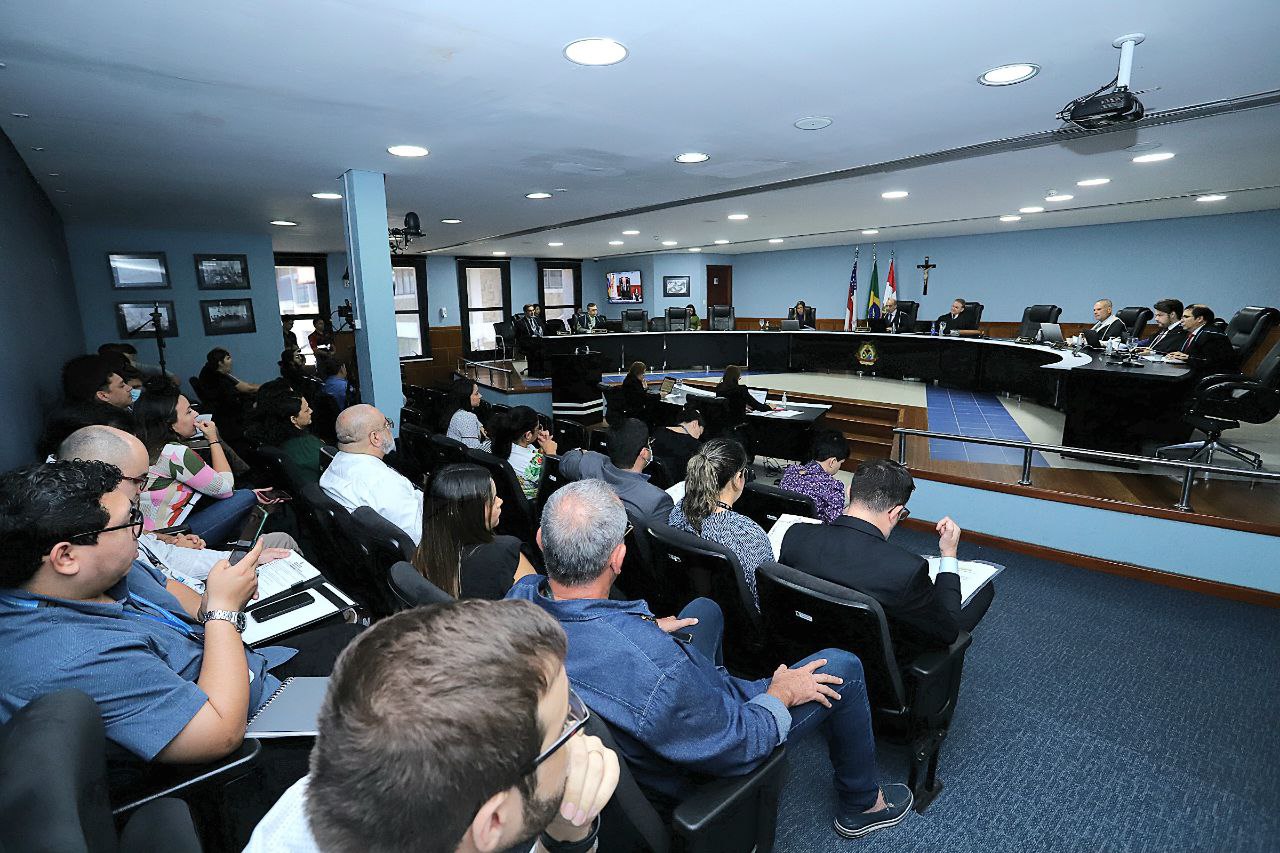 You are currently viewing ​TCE-AM reprova contas e aplica multa milionária a ex-gestora de maternidade no Estado