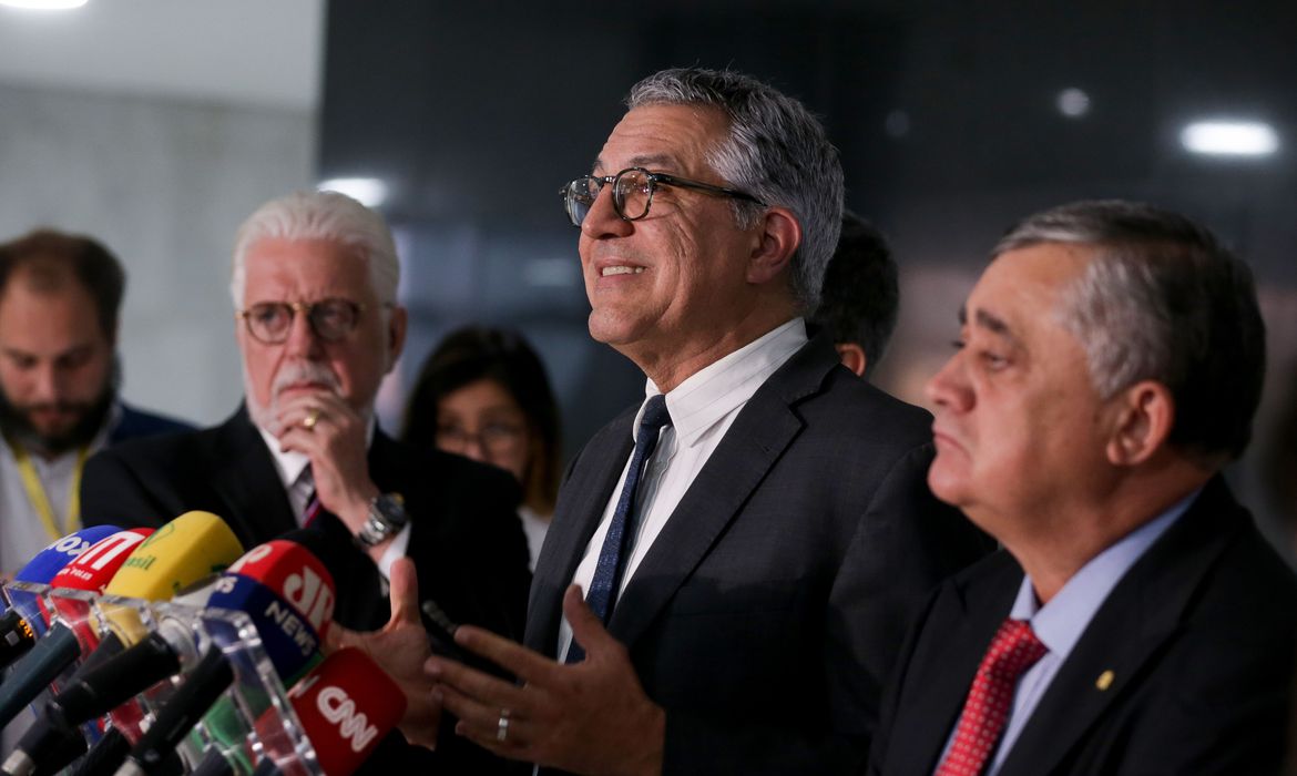 You are currently viewing Governo articula para não alterar texto do marco fiscal no Senado