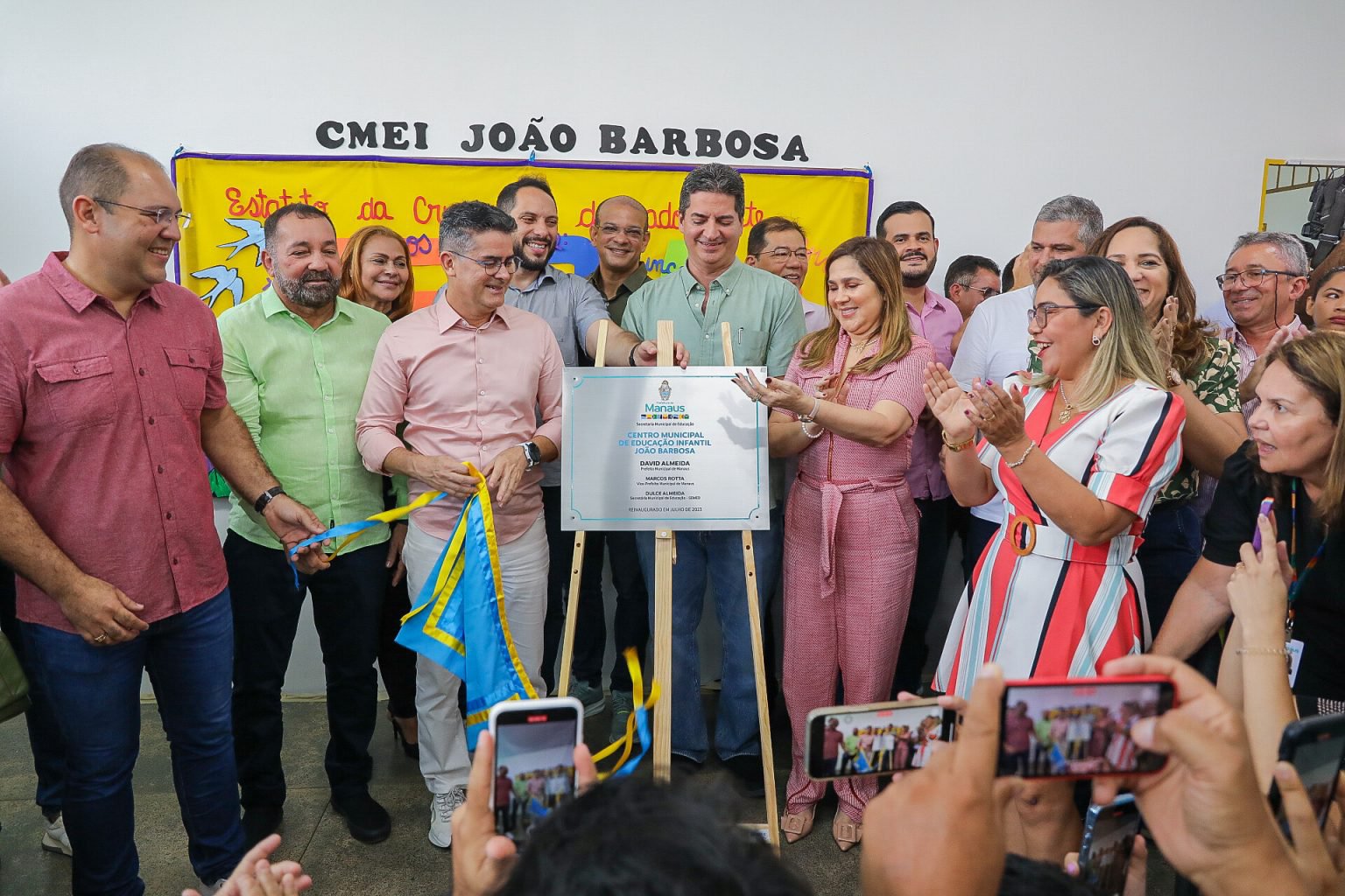 You are currently viewing Prefeito reinaugura 329ª unidade de ensino da atual gestão municipal