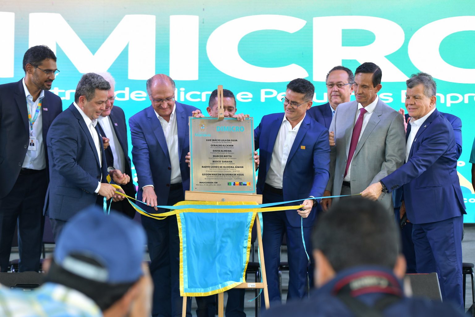 No momento, você está visualizando Prefeito inaugura Dimicro e anuncia construção de escola técnica para formar profissionais para Zona Franca de Manaus