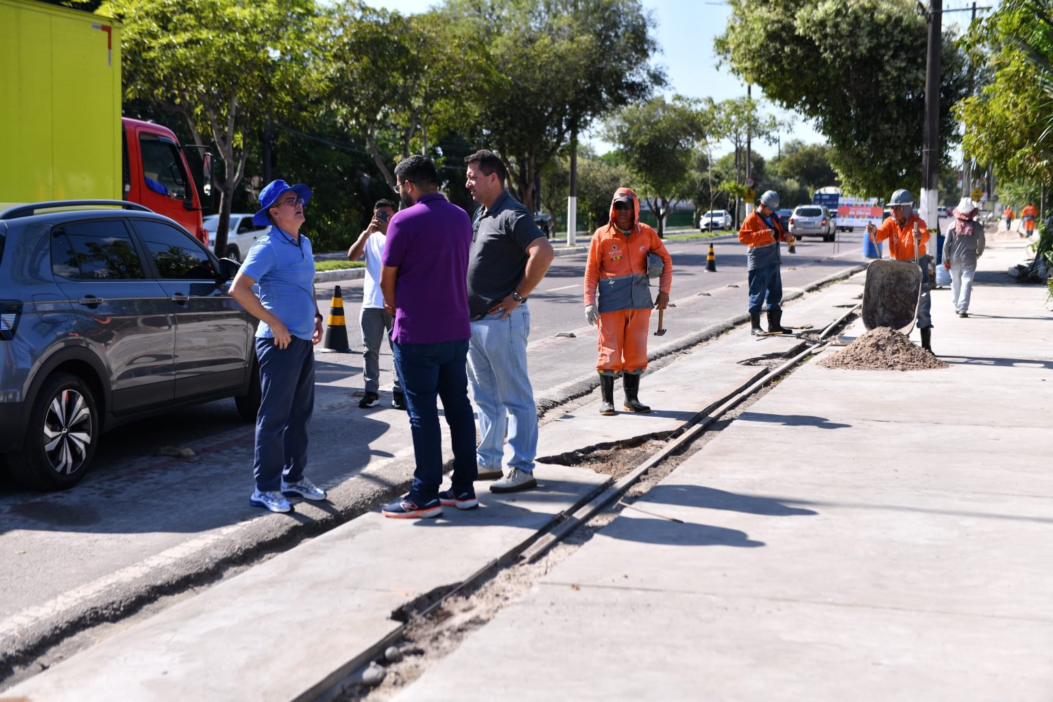 You are currently viewing Prefeitura inicia reparo em trecho danificado da ciclovia da Ponta Negra e obra é custeada por casa de shows