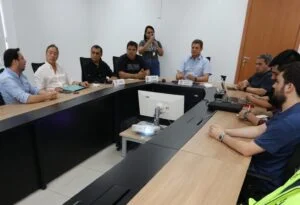 Leia mais sobre o artigo Prefeitura de Manaus estuda parceria com Google para ser a primeira no país com integração tecnológica