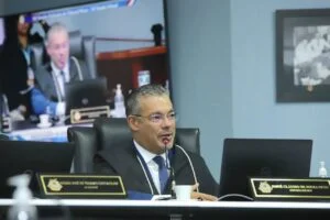 Leia mais sobre o artigo Conselheiro do TCE-AM suspende pagamentos de contrato milionário da Prefeitura de Itacoatiara por indícios de irregularidade