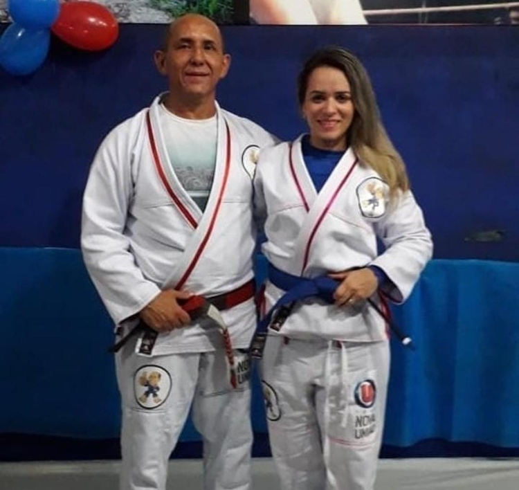 You are currently viewing Justiça mantém prisão de mulher de policial que atirou em advogado no AM