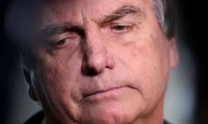 Leia mais sobre o artigo Defesa de Bolsonaro afirma que ele oferecerá sigilo bancário à Justiça