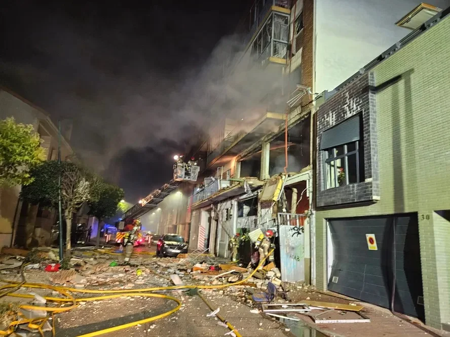 No momento, você está visualizando Explosão em prédio do norte da Espanha deixa um morto e 14 feridos