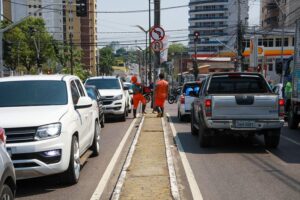 Read more about the article Flâmulas, banners e cavaletes são apreendidos durante ‘Limpa Manaus’ nas ruas Pará, João Valério e Maceió