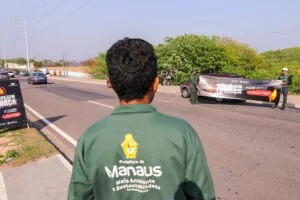 Leia mais sobre o artigo Prefeitura de Manaus realiza blitz para conscientização sobre queimadas urbanas