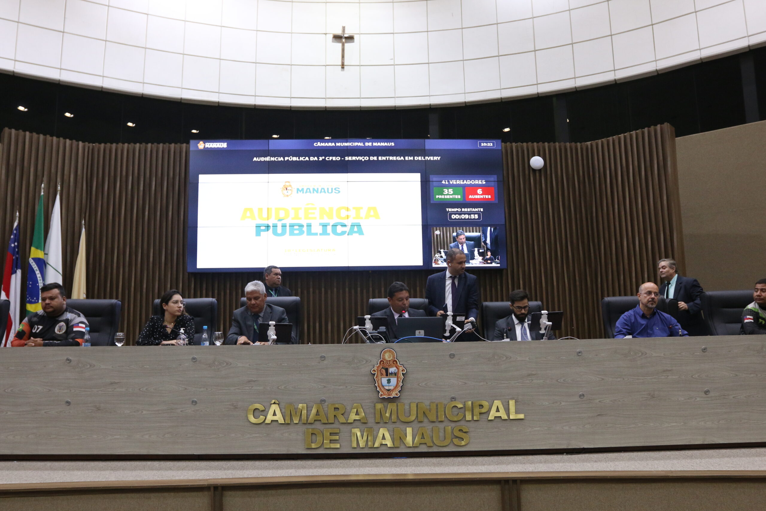 You are currently viewing Audiência Pública na CMM discute regulamentação de serviço de delivery em condomínios