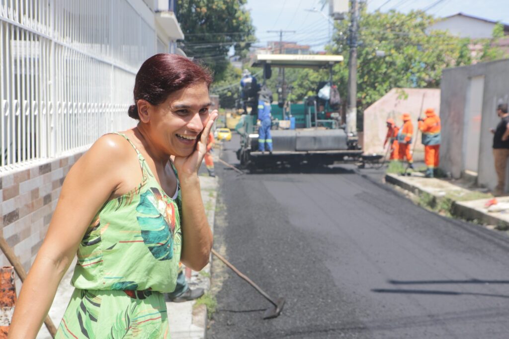 Fruto de 1.000 dias de trabalho, programa ‘Asfalta Manaus’ da prefeitura pavimenta mais de 2 mil ruas 14