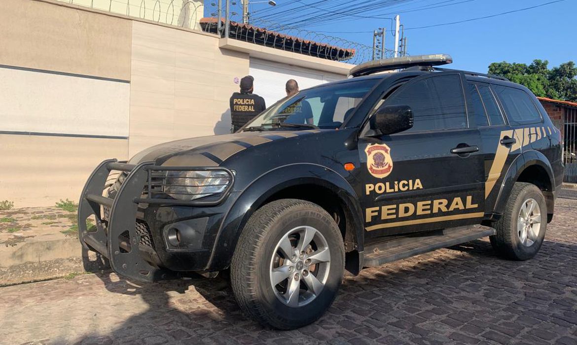 No momento, você está visualizando Polícia Federal cumpre mandado contra general da reserva