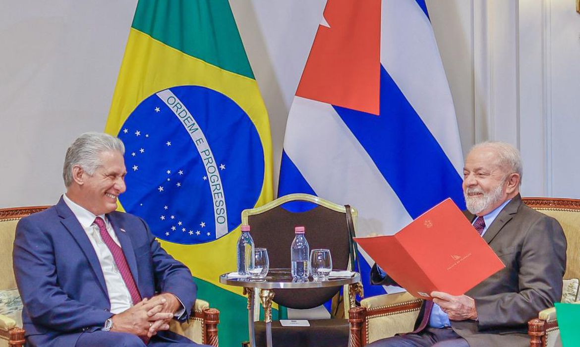 You are currently viewing Lula participará da Cúpula do G77 + China em Cuba