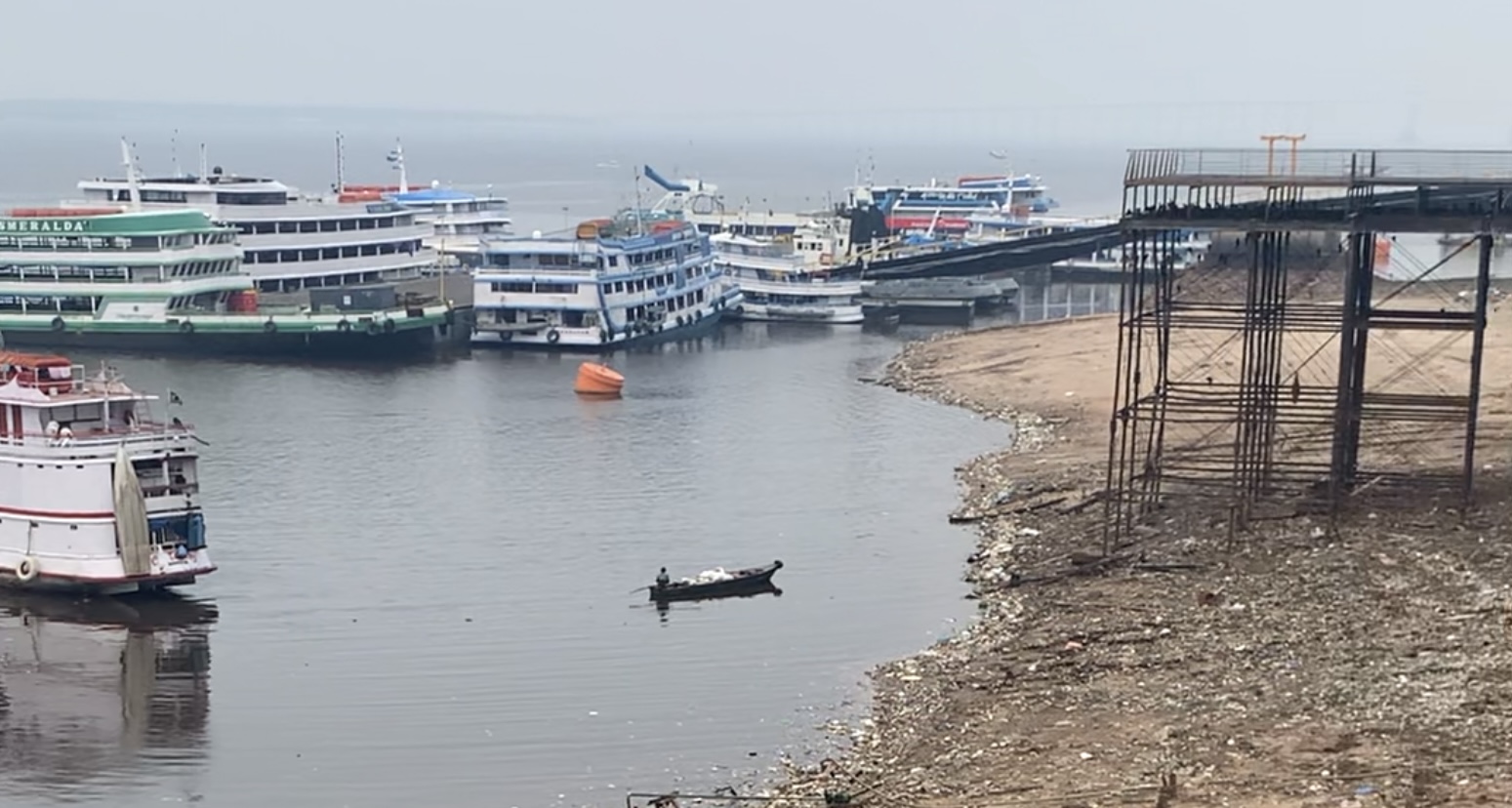 You are currently viewing Manaus registra 3ª maior seca e está a 28 cm da vazante histórica
