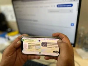 Leia mais sobre o artigo Digital: Cidadãos do Amazonas podem baixar a Carteira de Identidade Nacional por meio do aplicativo Gov.br