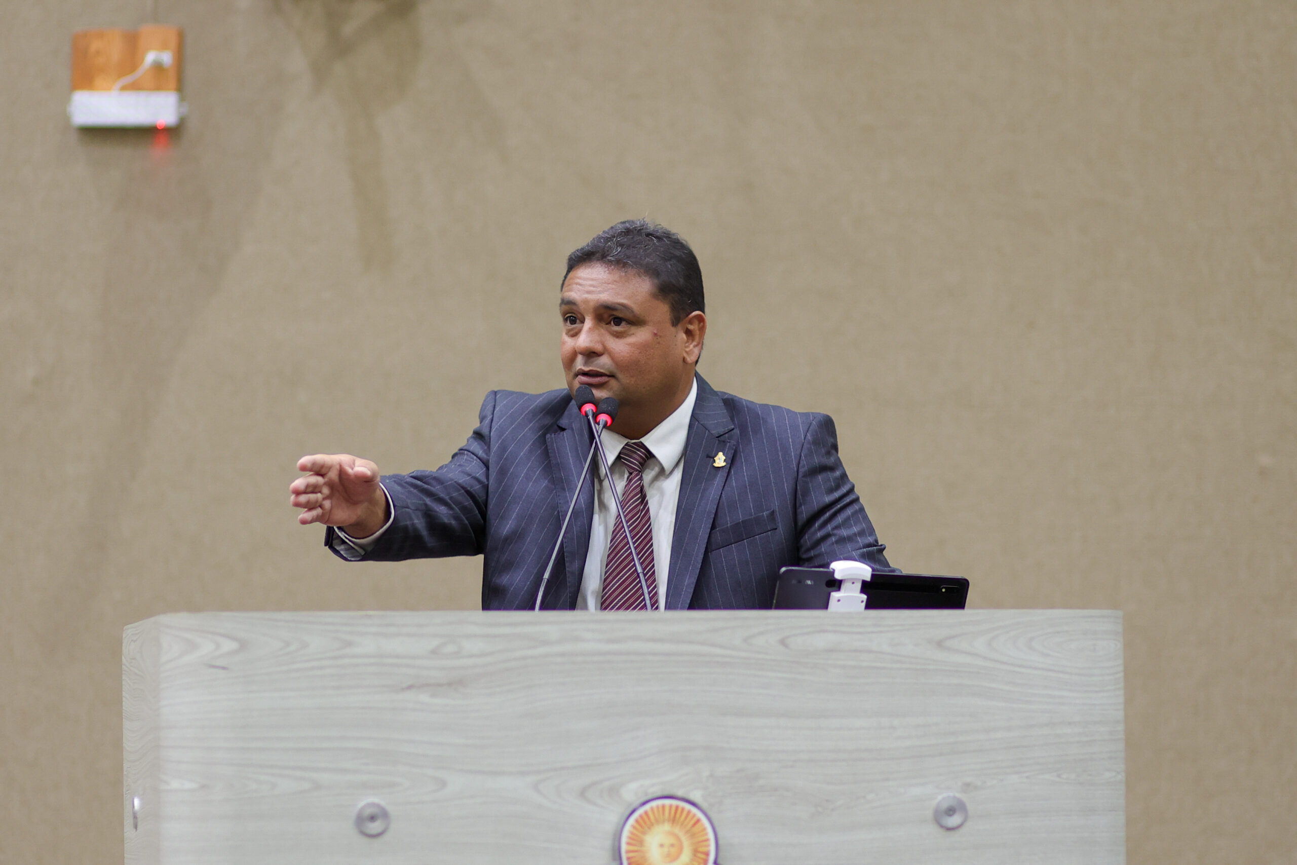 You are currently viewing Caio André defende fim do isolamento do Amazonas e ações que facilitem chegada de insumos a afetados pela seca