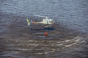 Read more about the article Governador Wilson Lima destaca efetividade das aeronaves no combate aos incêndios no estado