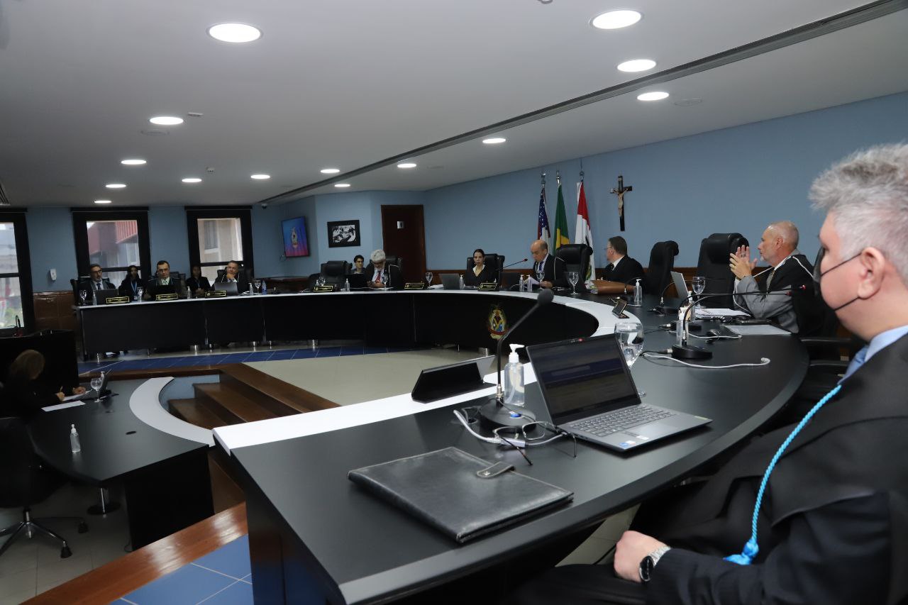 You are currently viewing TCE-AM determina que ex-presidente da Câmara de Amaturá devolva R$ 84,2 mil aos cofres públicos