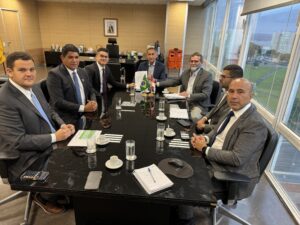 Read more about the article Governo federal recebe projetos da Prefeitura de Manaus no relançamento do Minha Casa, Minha Vida