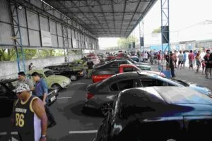 Leia mais sobre o artigo Detran Amazonas recebe mais de 200 pessoas na segunda edição de exposição de veículos antigos