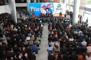 Leia mais sobre o artigo Amazonas Meu Lar: Wilson Lima anuncia subsídio de R$ 20 mil por unidade para financiamento de imóveis populares