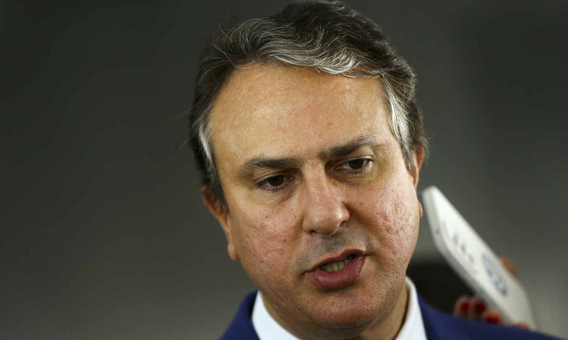 You are currently viewing MEC descarta cancelamento do Enem após suposto vazamento de provas
