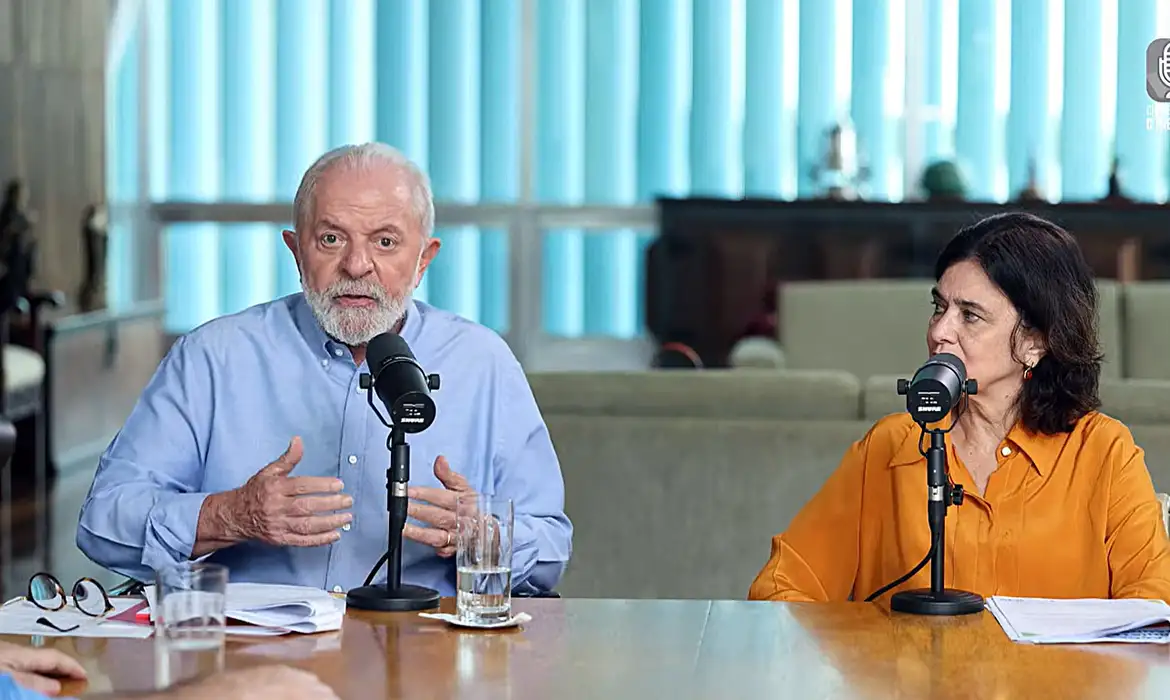 No momento, você está visualizando Lula: quem divulga fake news sobre vacinas deve ser criminalizado