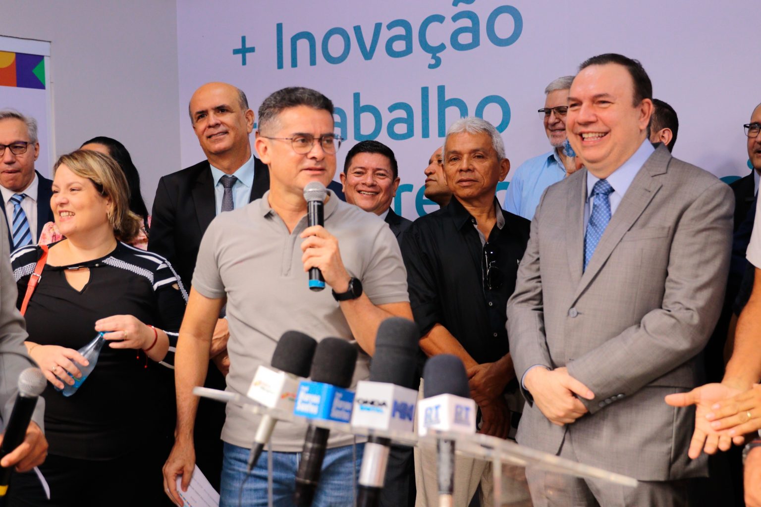 You are currently viewing Prefeito de Manaus inaugura espaço da OAB na Central do Empreendedor, no shopping Phelippe Daou