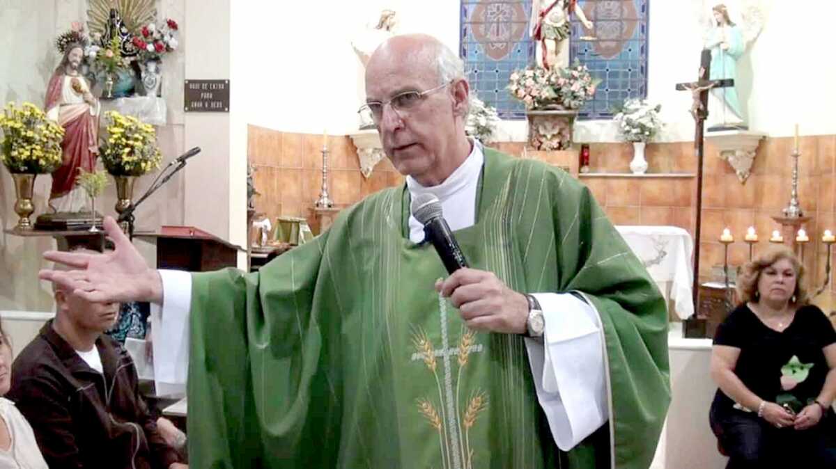 You are currently viewing Quem é padre Júlio Lancellotti e por que a Câmara de SP quer investigá-lo em CPI das ONGs?