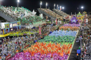 Read more about the article Carnaval na Floresta 2024: Desfile das escolas de samba reúne 60 mil espectadores no Sambódromo