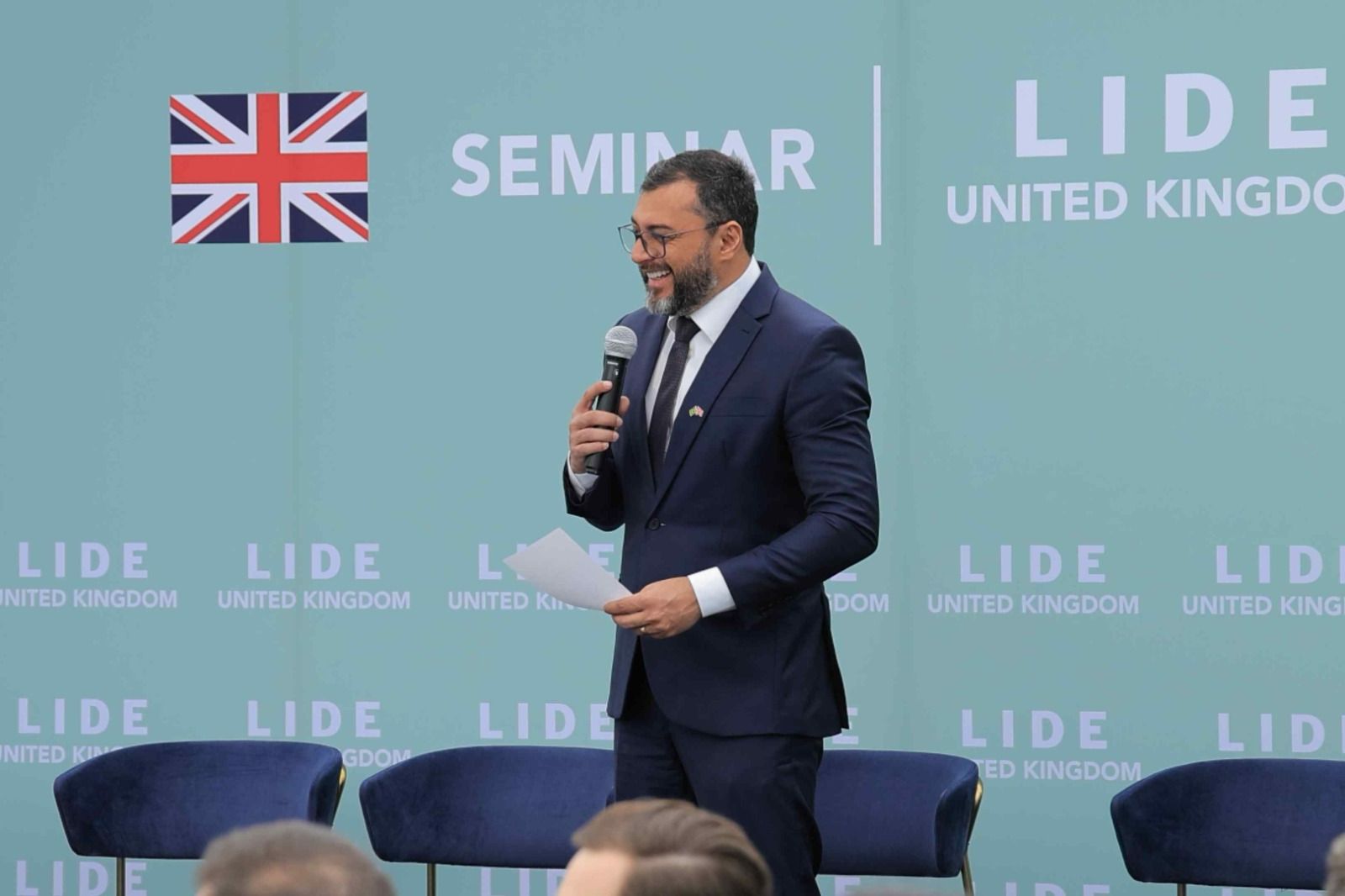 You are currently viewing Wilson Lima apresenta potencial do mercado de carbono do Amazonas a investidores ingleses e instituições financeiras