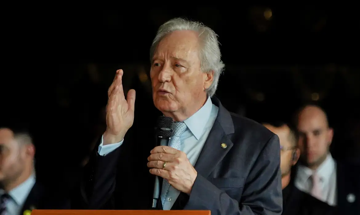 No momento, você está visualizando Ricardo Lewandowski toma posse como Ministro da Justiça