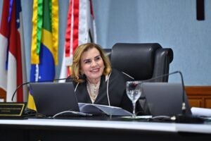 Read more about the article Yara Amazônia Lins apresenta principais ações dos primeiros 100 dias de gestão à frente do TCE-AM