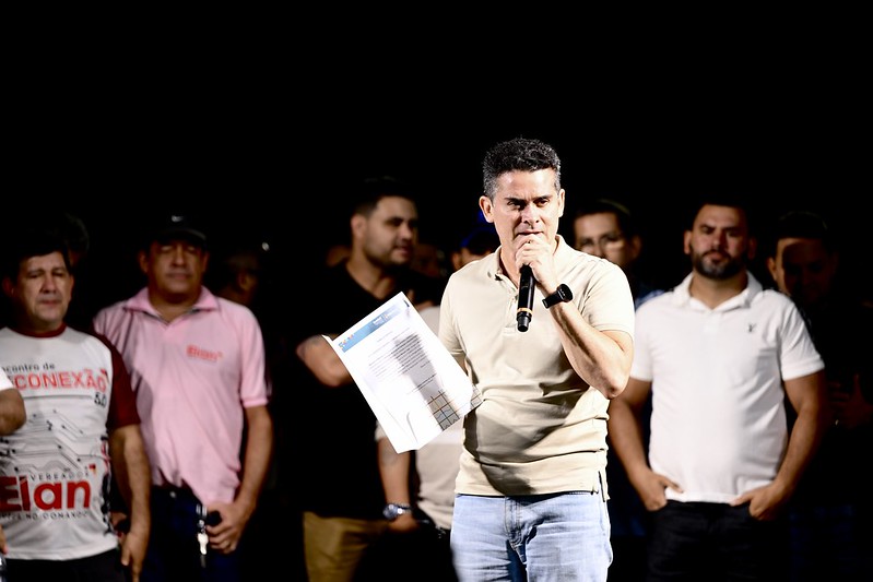 You are currently viewing Programa habitacional da Prefeitura de Manaus garante registro de imóveis aos moradores do bairro Zumbi dos Palmares, na Zona Leste da capital
