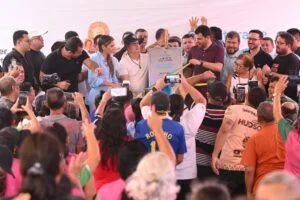 Leia mais sobre o artigo David Almeida entrega nova unidade do Prato do Povo no Grande Vitória, na Zona Leste de Manaus