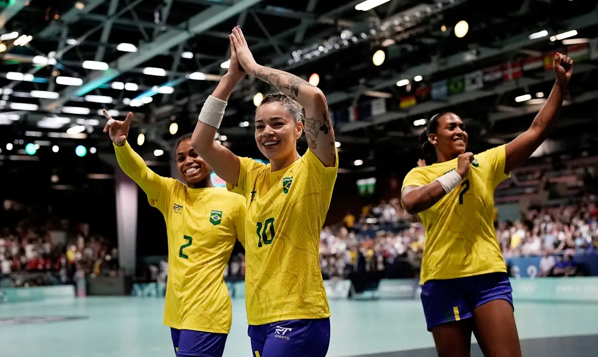 You are currently viewing Handebol: Brasil estreia em Paris com vitória impecável contra Espanha