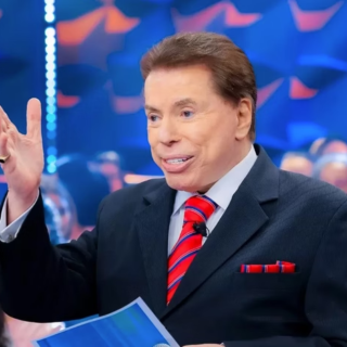 Silvio Santos volta a ser internado em São Paulo