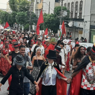 Marcha pra Exu celebra Orixá em Manaus