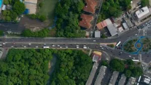 Leia mais sobre o artigo Prefeitura de Manaus inicia obras de intervenção estrutural na avenida Mário Ypiranga Monteiro na noite desta quinta-feira e orienta condutores sobre fluxo de trânsito
