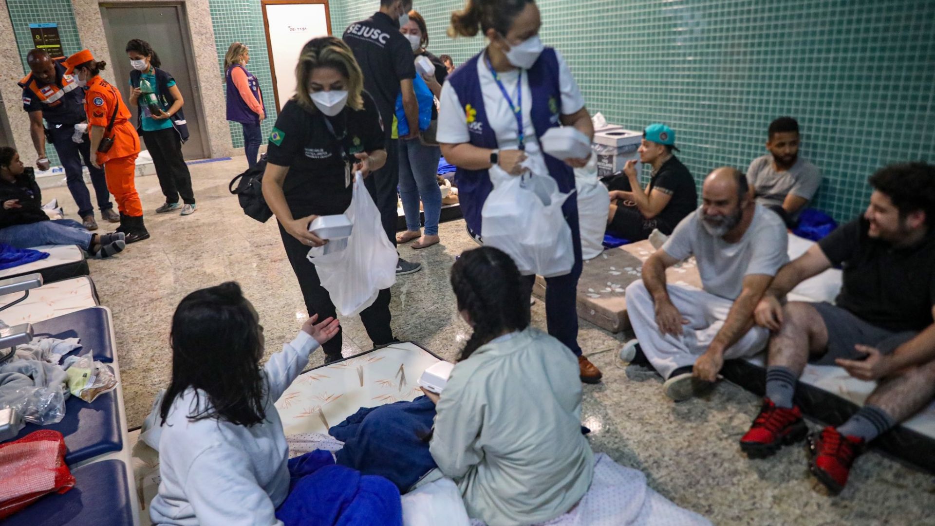 You are currently viewing Prefeitura de Manaus presta ajuda humanitária a brasileiros deportados dos Estados Unidos, na capital amazonense