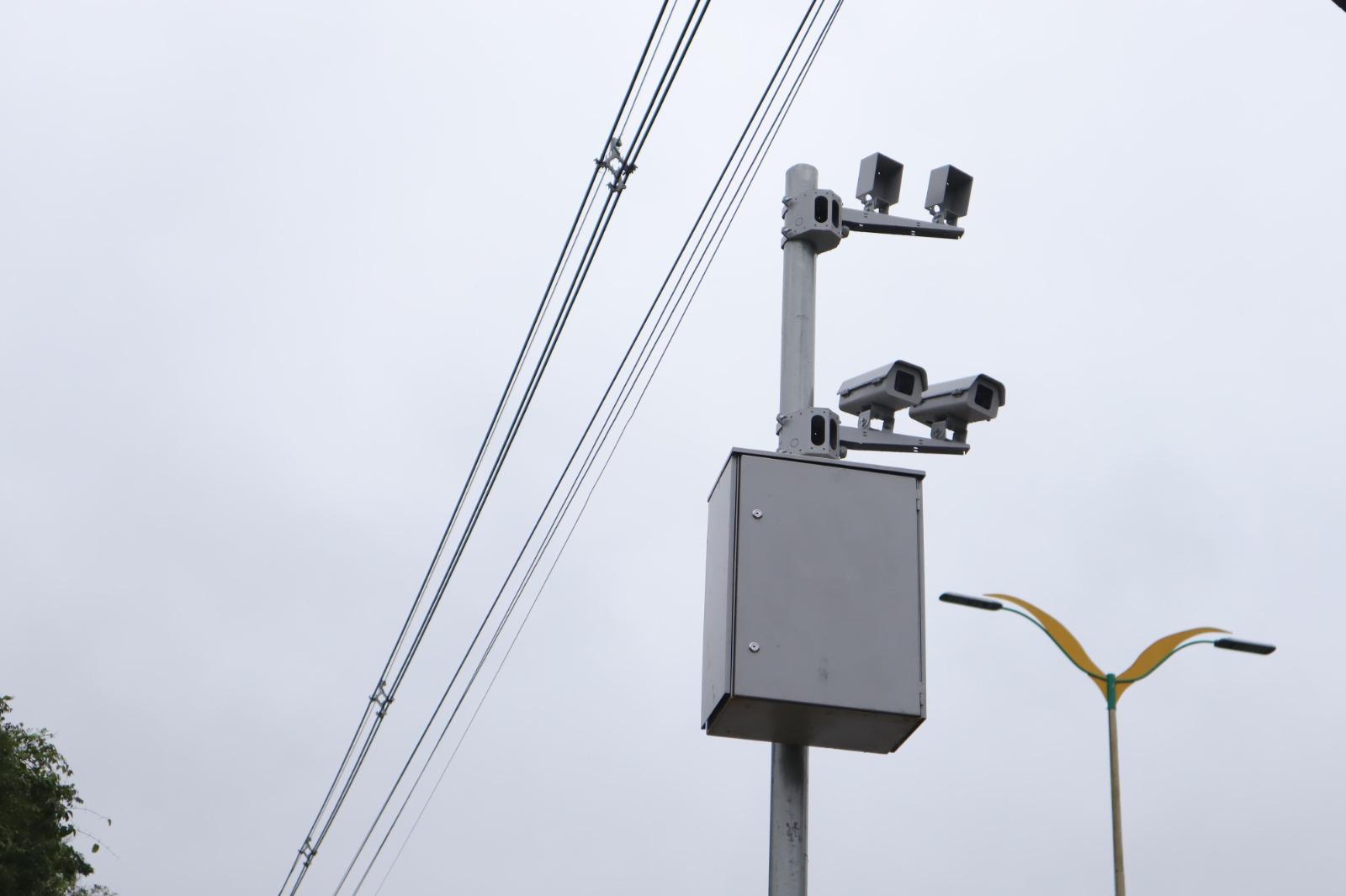 You are currently viewing Infrações registradas na avenida do Turismo caem 90% após início de notificações dos radares instalados pela Prefeitura de Manaus