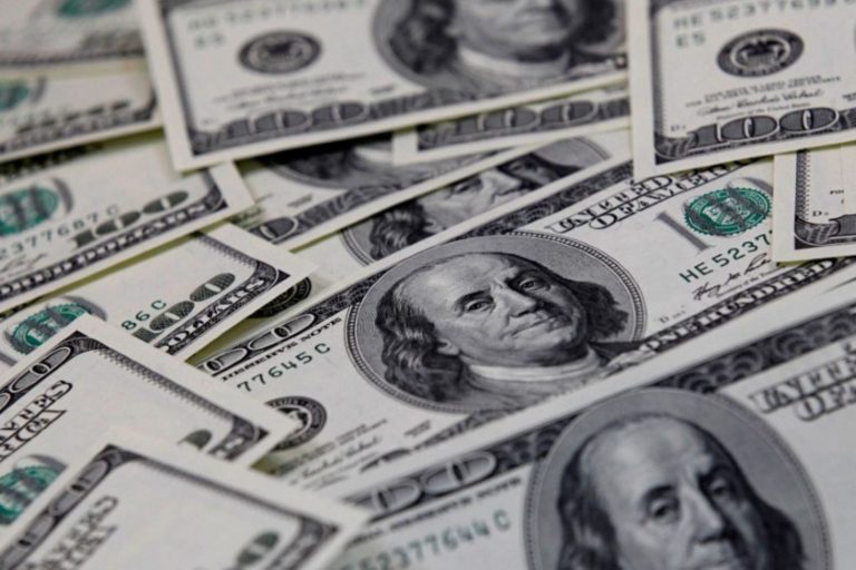 You are currently viewing Dólar Volta a Operar Abaixo dos R$ 6 — e Trump Está por trás Disso