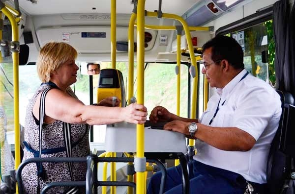 You are currently viewing Justiça do AM suspende aumento de passagem de ônibus em Manaus