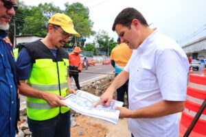 Read more about the article Vice-prefeito de Manaus Renato Junior destaca novas intervenções viárias na capital