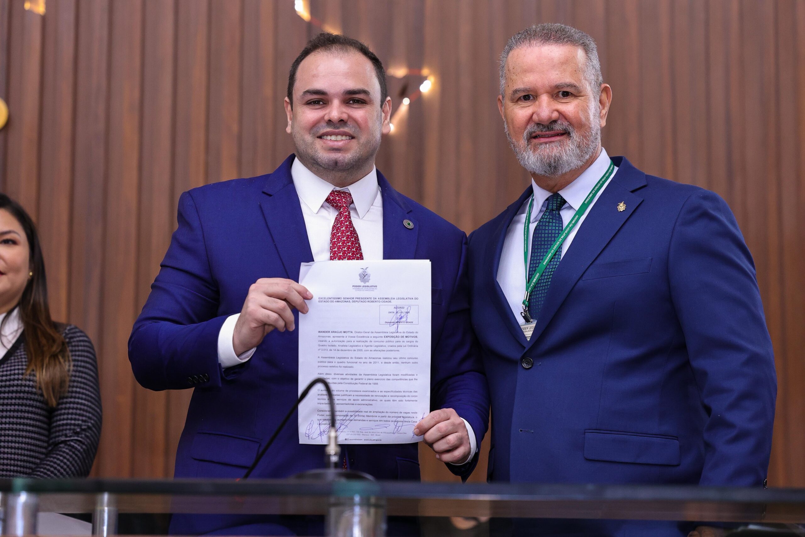 You are currently viewing Presidente Roberto Cidade divulga cronograma do concurso público da Aleam, com 100 vagas para chamamento imediato e 200 para cadastro reserva