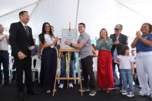 Leia mais sobre o artigo David Almeida entrega maior UBS de Manaus e alcança marca de 100 obras na saúde