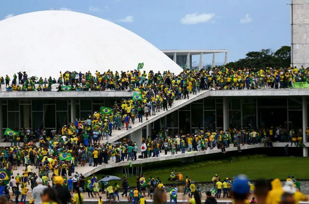 You are currently viewing Urgência para PL da Anistia tem apoio de 51 deputados da Amazônia
