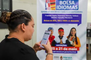 Leia mais sobre o artigo Prefeitura de Manaus lança mais de 96 mil bolsas de estudo em idiomas e pós-graduação e destaca compromisso com a justiça social e formação cidadã