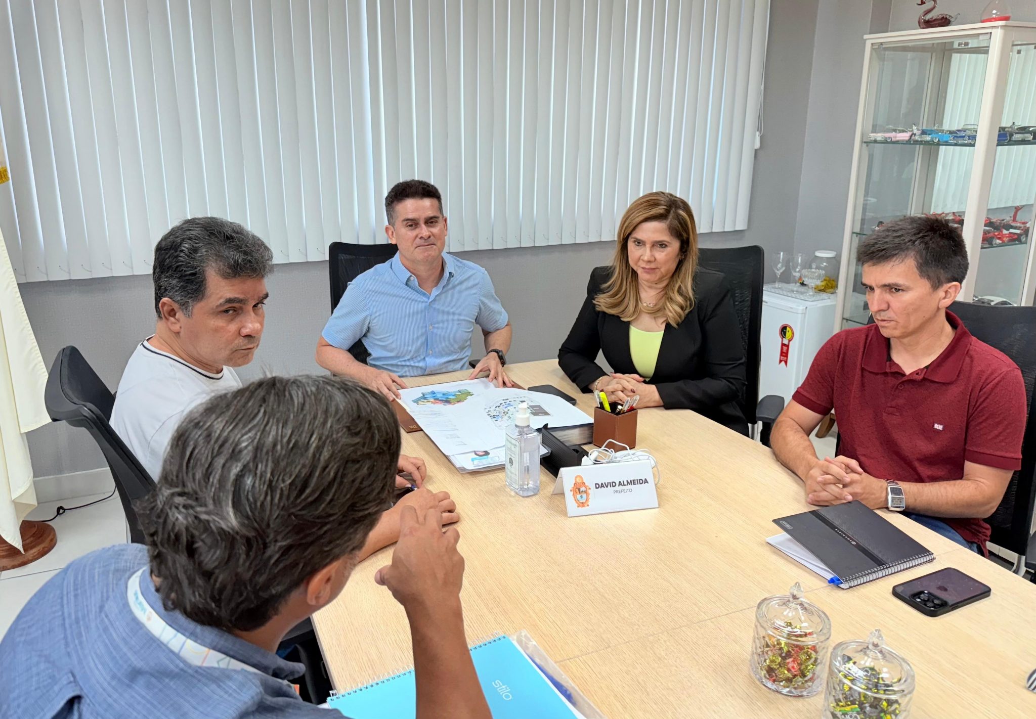 You are currently viewing Prefeito David Almeida anuncia licitação da Cidade do Autista para junho e assinatura da ordem de serviço até agosto