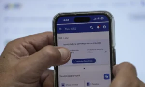 Read more about the article INSS: saiba como consultar notificação sobre descontos ilegais